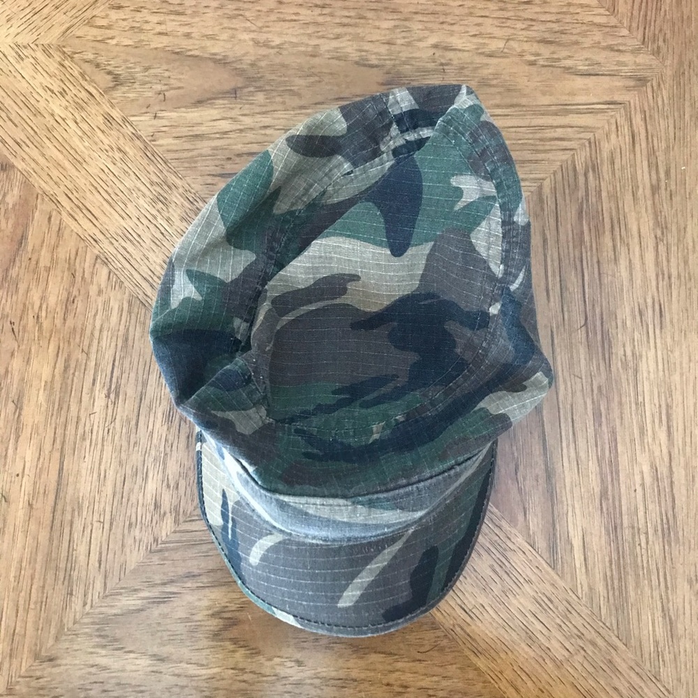 Camo hat • 3/$25 item